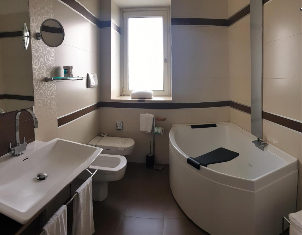 Hotel Cenacolo Somma Vesuviana Kültér fotó