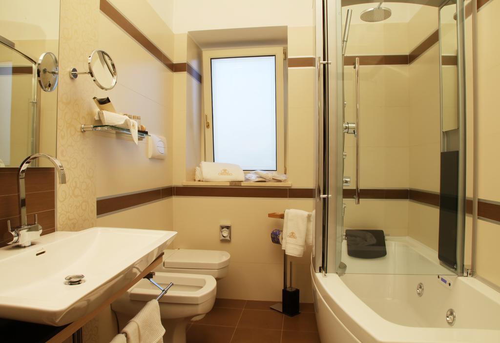 Hotel Cenacolo Somma Vesuviana Kültér fotó